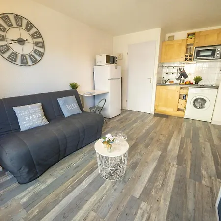 Appartement Les Terrasses Du Lac-10 By Interhome Le Grau-du-Roi